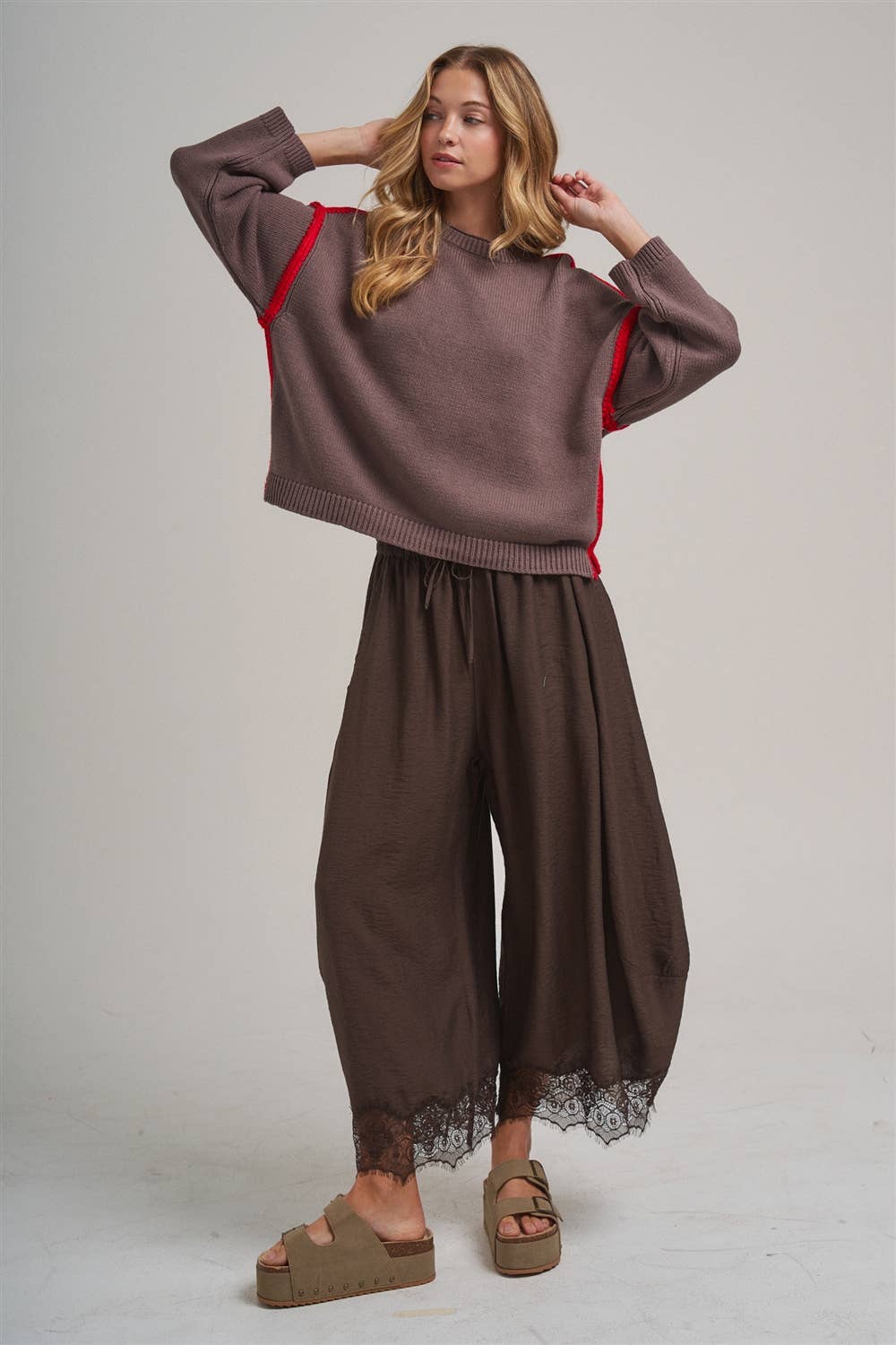 LIGHTWEIGHT FLOWY WIDE BALLOON LEG PANTS WITH DELICATE LACE