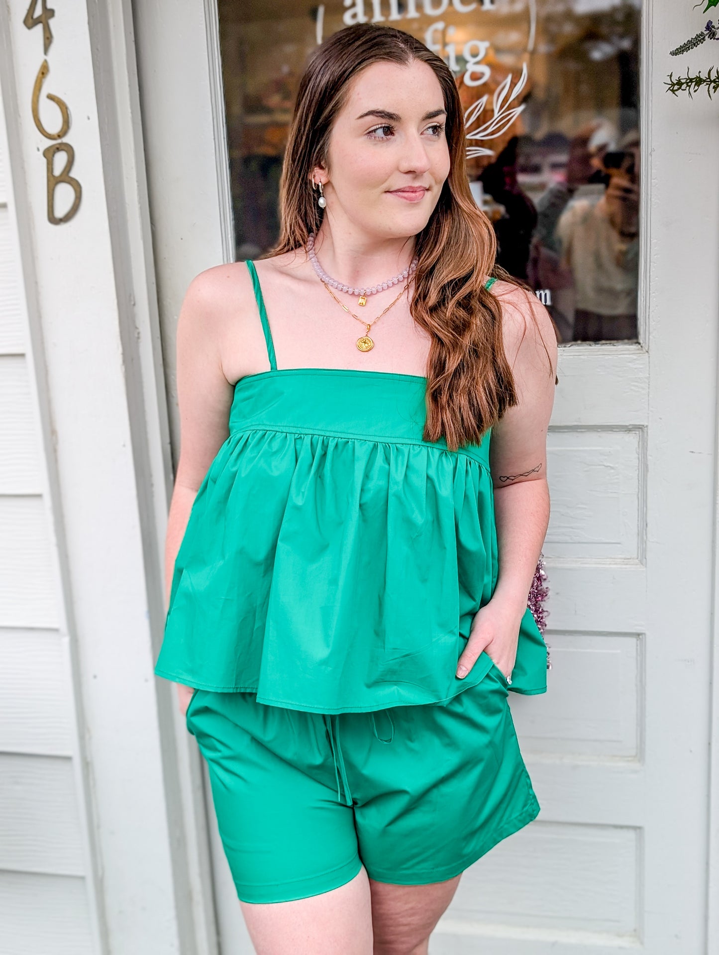 *FINAL SALE* Elastic Thick Waist Band Shorts with Pockets