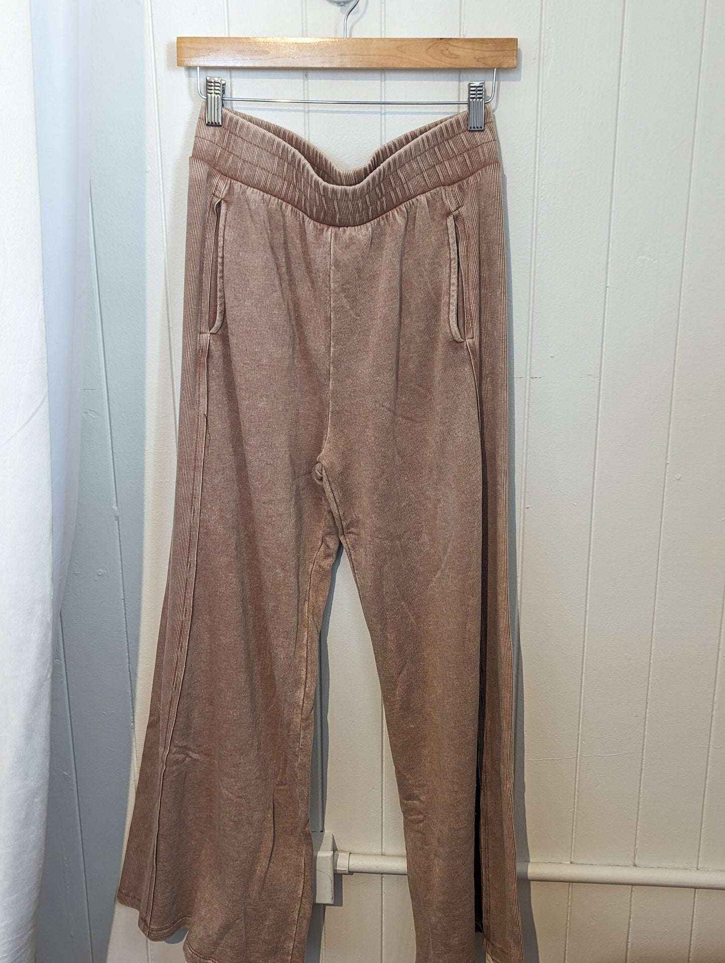 Mineral Wash Flared Sweat Pants with Pockets