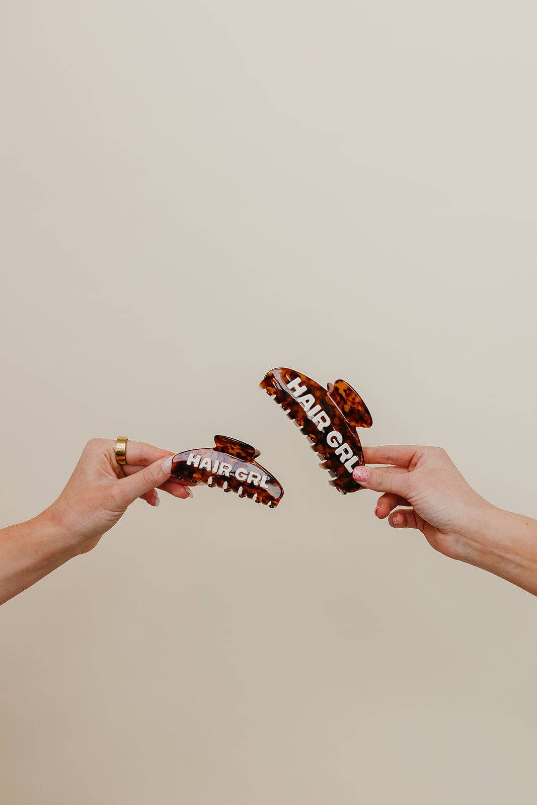 HAIR GRL ACETATE CLAW - TWO SIZES
