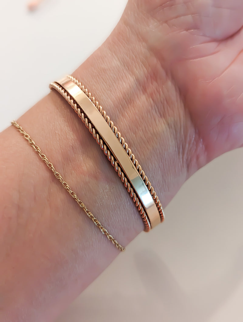 Rose gold colored rope side detail bracelet